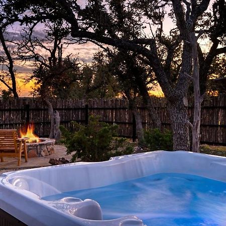 Rockin' R - Rustic Star Cabin Fredericksburg Exterior foto