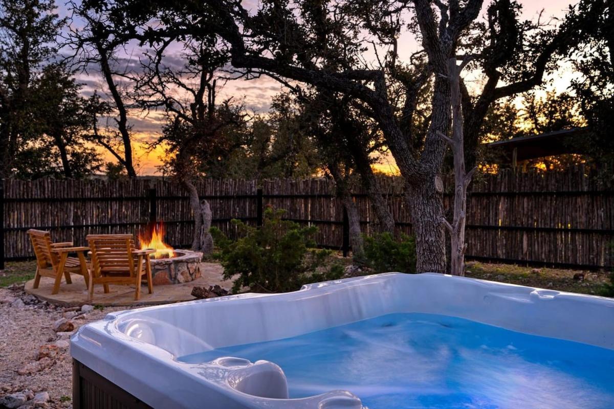 Rockin' R - Rustic Star Cabin Fredericksburg Exterior foto